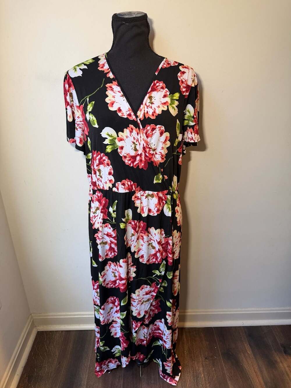 East Adeline Floral Faux Wrap Hi-Low Maxi Dress with Short Sleeves
